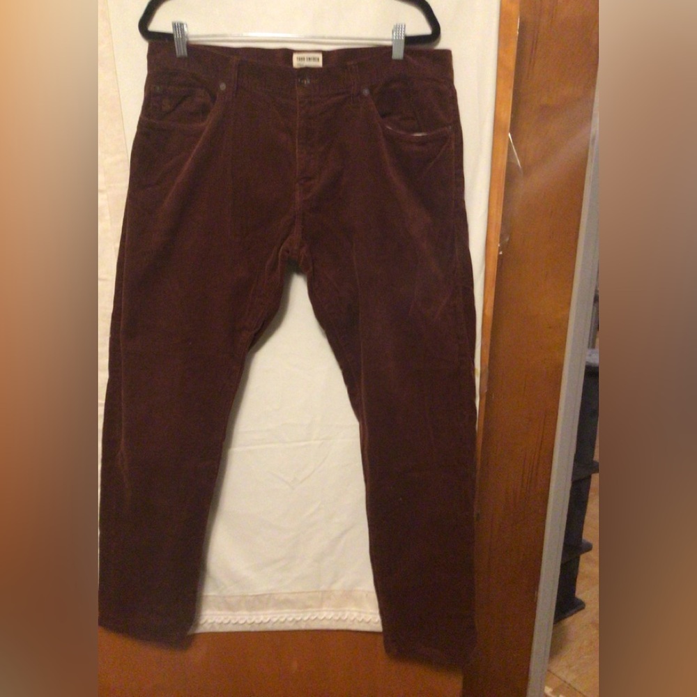 Todd Snyder Cotton corduroy everyday comfortable straight leg pants  35x32